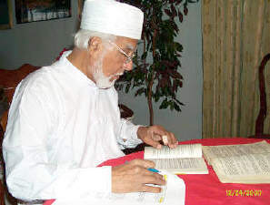 Picture of Syed Mumtaz Ali  Dec.24/2000